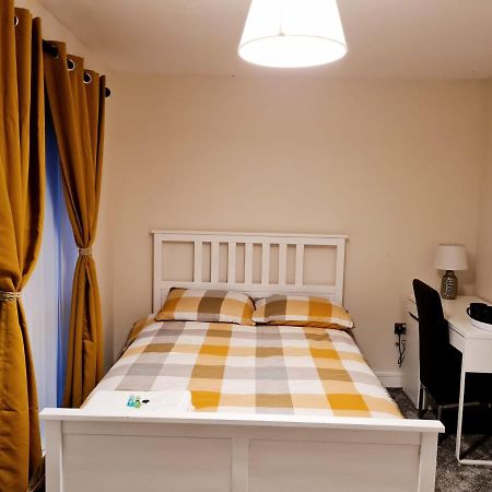 Mills Home Stays دربي المظهر الخارجي الصورة